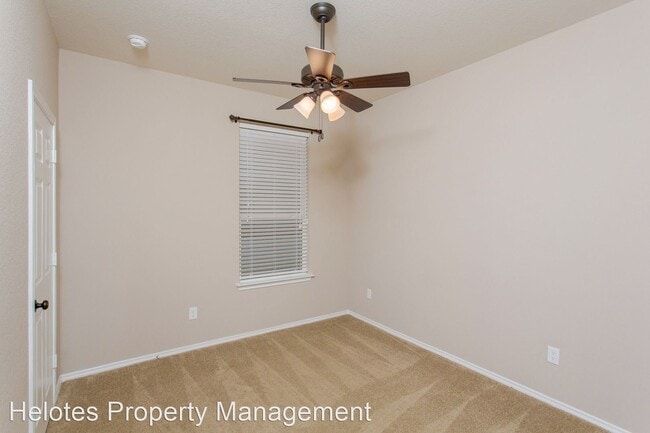 Building Photo - 3 br, 2 bath House - 11833 Silver Chase