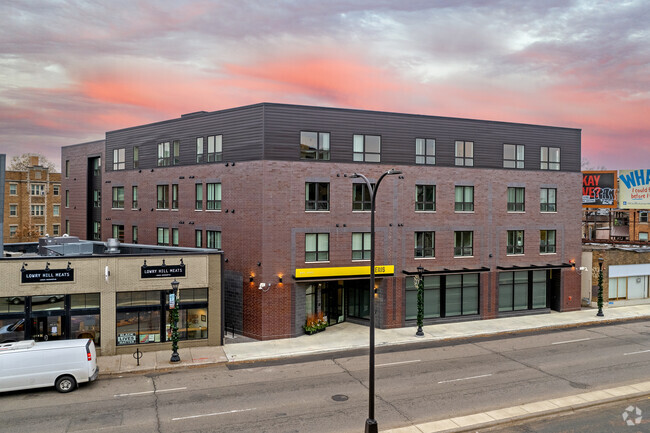 Front entrance on Hennepin - PERIS Hill