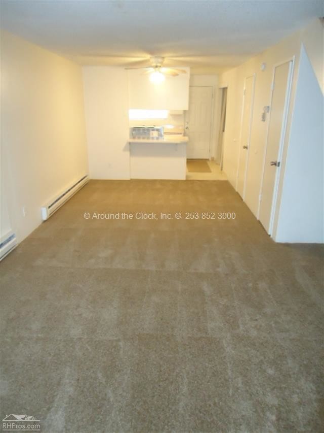 Building Photo - 827 4th Ave N