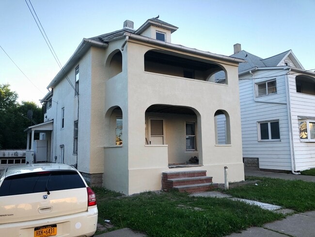 Building Photo - 119 Odell Ave