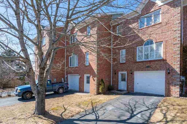 Building Photo - 66 Brookshire Ct