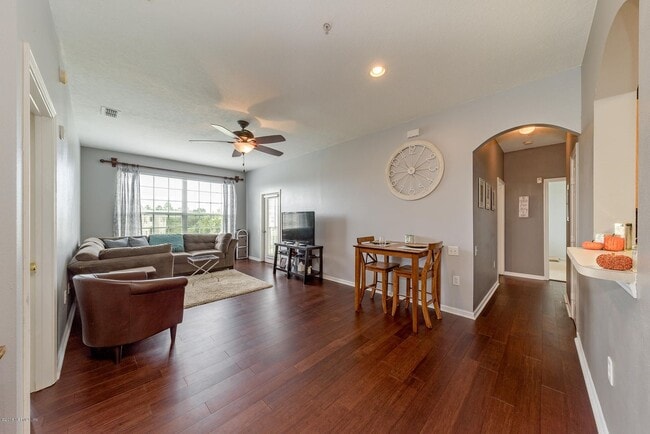 Foto del edificio - Stonebridge #329