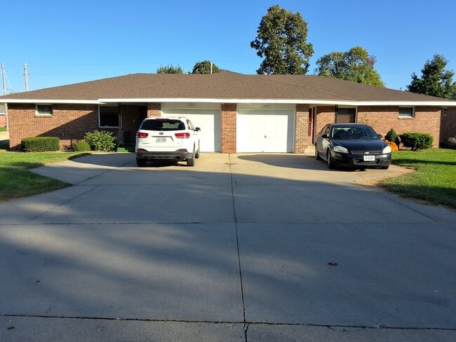 Foto del edificio - 2722 Stewart Dr