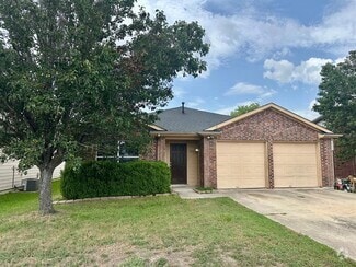 Building Photo - 124 Spruce Dr