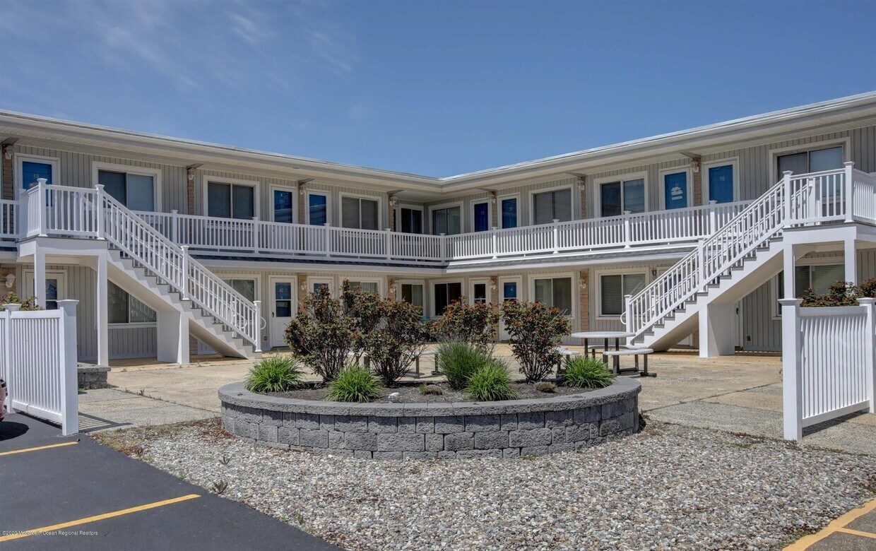 2304 Grand Central Ave Unit 45, Lavallette, NJ 08735 Condo for Rent