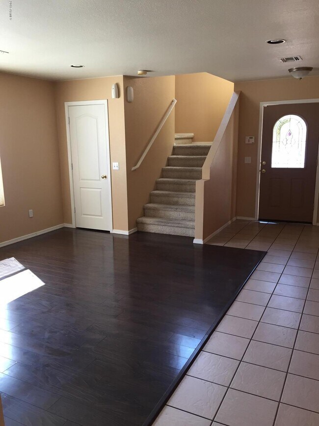 Foto del edificio - 17025 W Marconi Ave