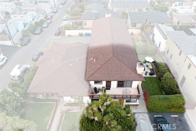 Building Photo - 171 Avocado St