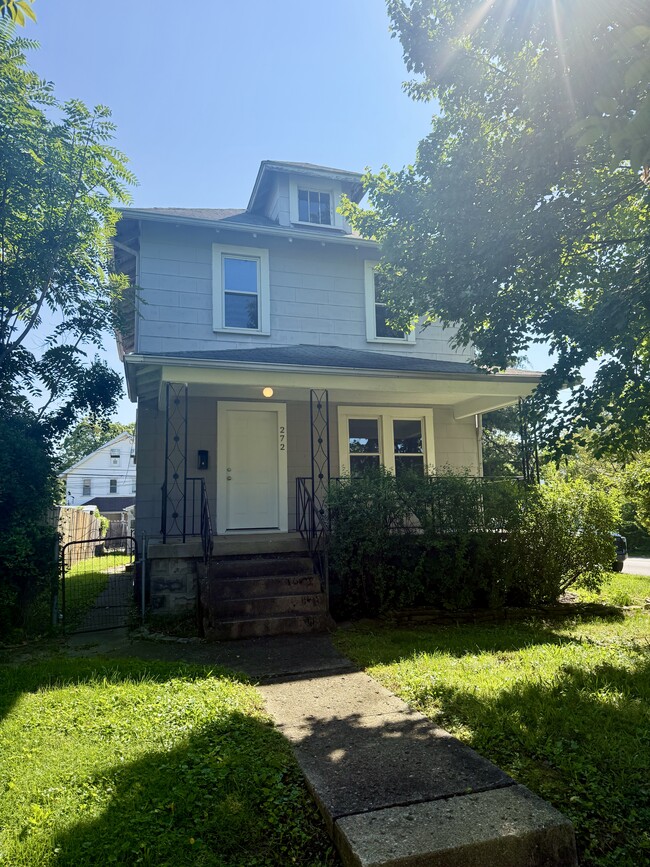 Building Photo - 272 N Harris Ave
