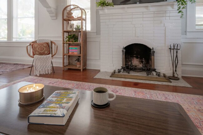 Foto del edificio - 1003 E 19th Ave