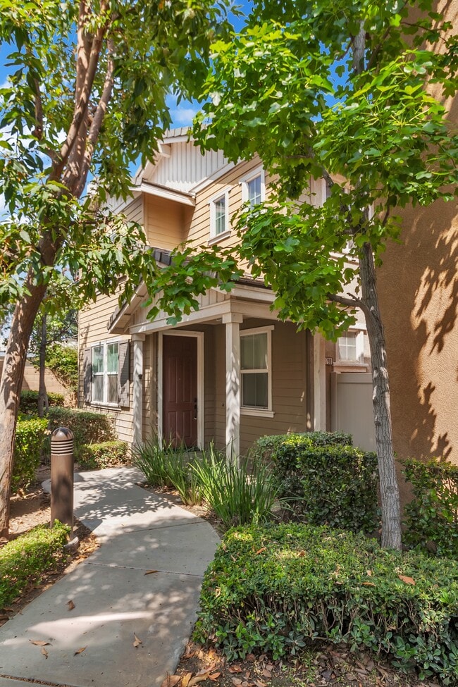 Building Photo - 8798 Nozay Ln