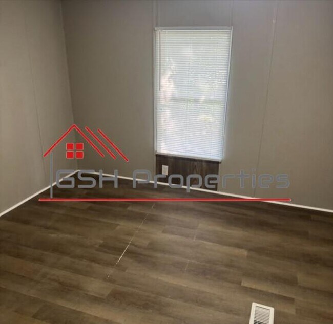 Foto del edificio - 49 Cypress Ln