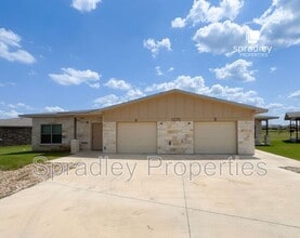 Building Photo - 1007 Laurel Dr