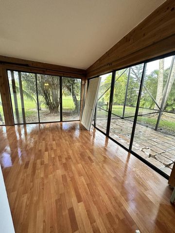 Foto del edificio - 22291 Woodspring Dr