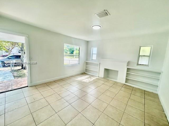 Foto del edificio - 445 NW 44th St