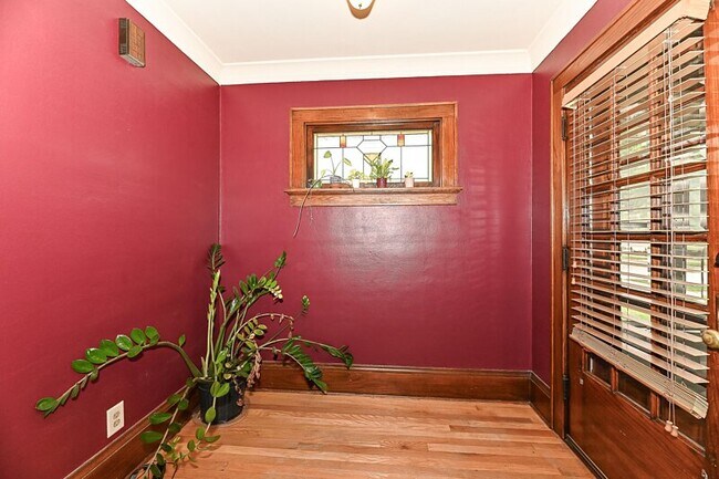 Foto del edificio - 1515 N 57th St