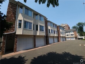 Building Photo - 1611 Washington Blvd