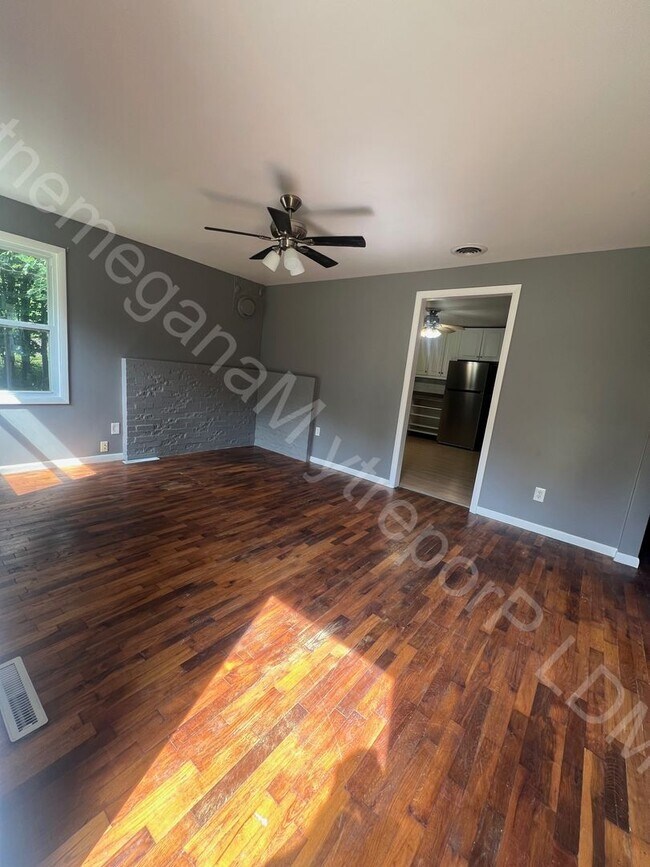 Foto del edificio - Country Oasis 3 bed 2 bath home