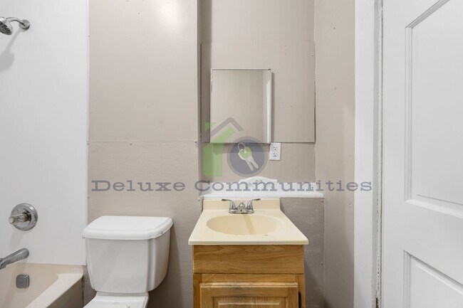 Foto del edificio - 62 Quimby St NE