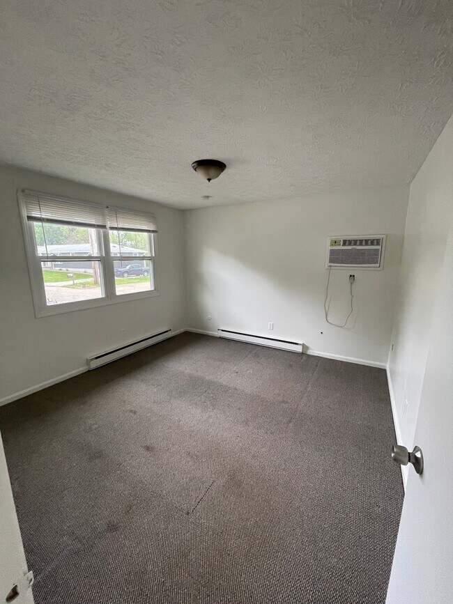 Foto del edificio - 1239 Zwick Ave