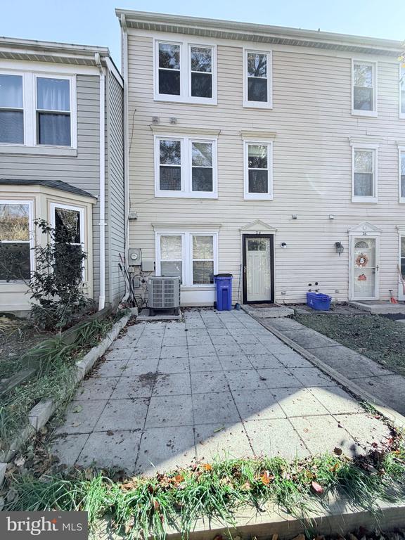 Building Photo - 24 Wilcox Ct