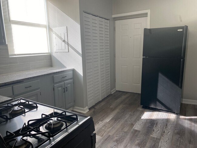 Foto del edificio - 7614 S Maryland Ave