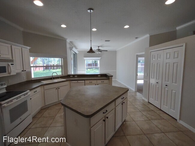 Building Photo - 4 br, 2 bath House - 1 Kasbah Place