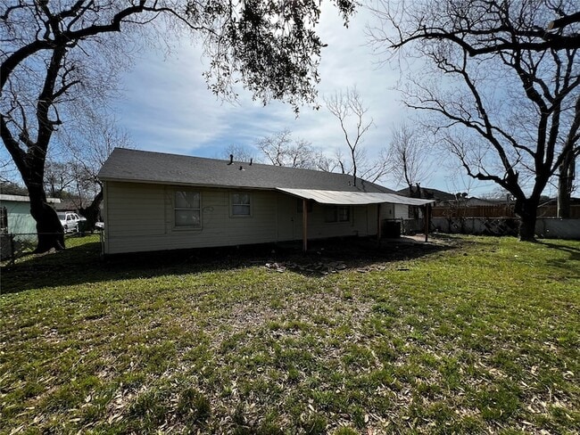 Building Photo - 5727 Doolittle Blvd