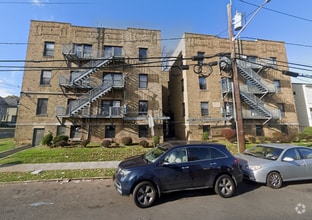 Building Photo - 801 Jersey Ave