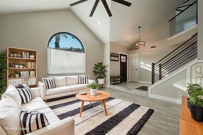 Foto del edificio - 15314 Chestnut Falls Dr