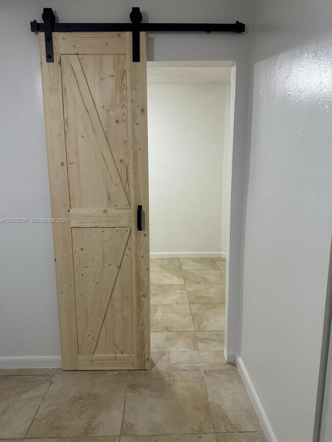 Foto del edificio - 1115 SW 136th Pl
