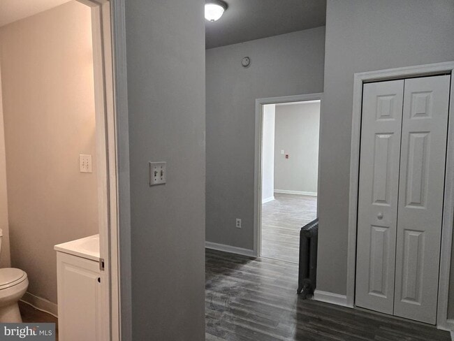 Building Photo - 5431 Baltimore Ave