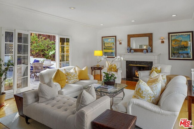 Photo - 10614 Le Conte Ave House