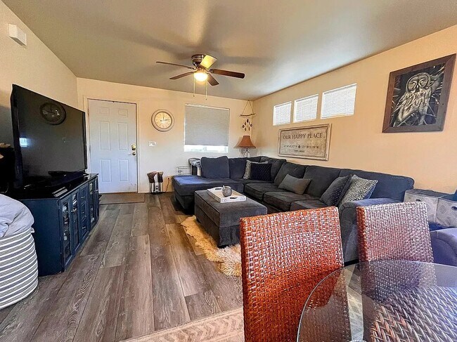 Foto del edificio - 51726 Putney Ln