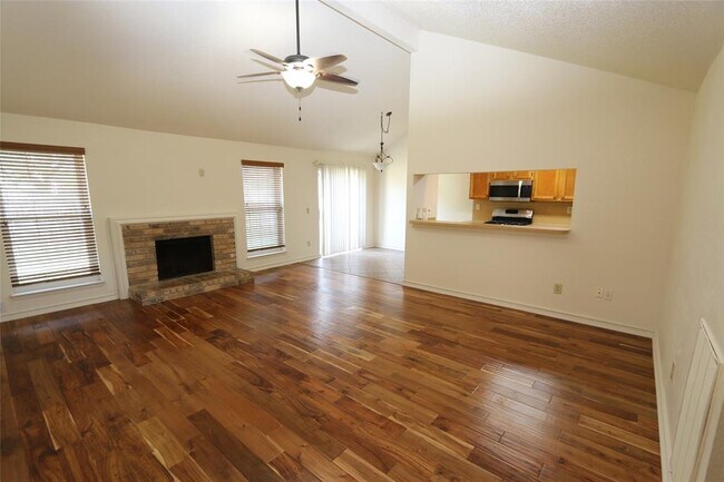 Foto del edificio - 3407 E Heatherock Cir
