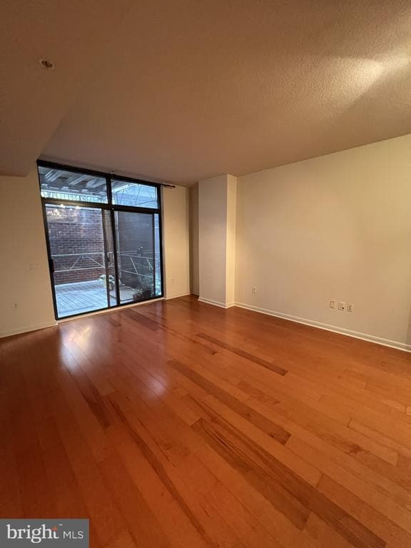 Foto del edificio - 1021 N Garfield St