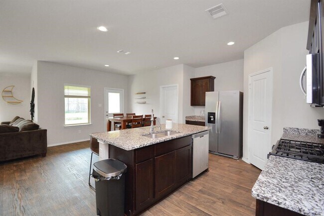 Foto del edificio - 1602 Brownwood Ridge Ct