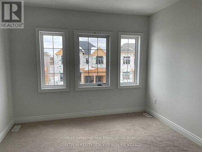 Building Photo - 51 Jura Cres