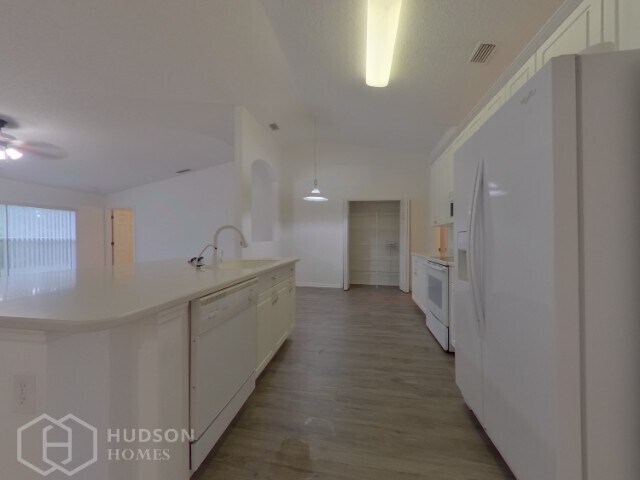 Foto del edificio - NOW AVAILABLE! 955 Ais St, Palm Bay FL 32908