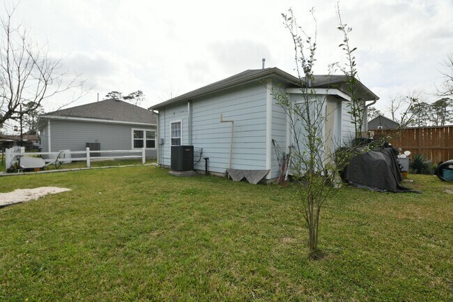 Foto del edificio - 5817 Gaston