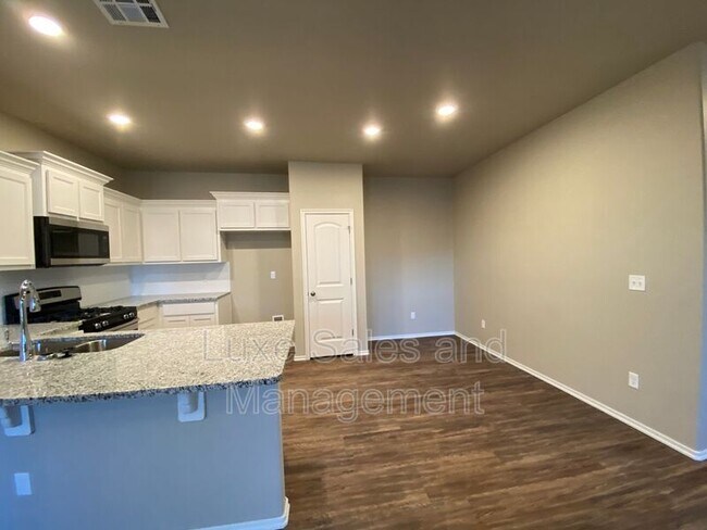 Foto del edificio - 10926 NW 119th St