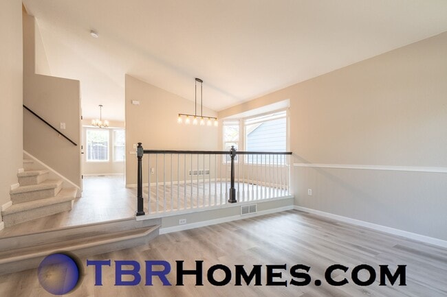Building Photo - 13612 Plaster Cir