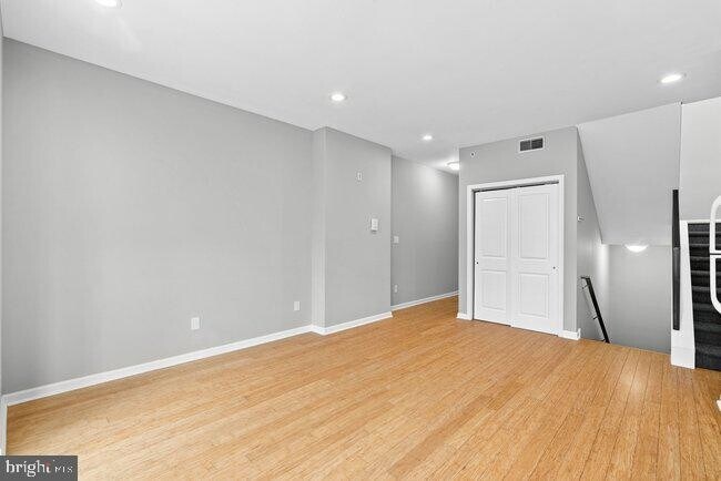 Foto del edificio - 1328 N 7th St