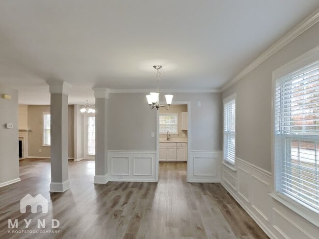 Building Photo - 5400 Alafia Ct