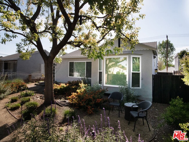 Foto del edificio - 6413 White Oak Ave