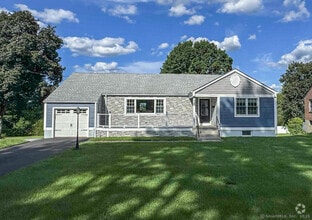 Building Photo - 38 Longvue Dr