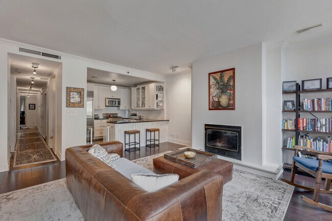 Building Photo - 238 W 108th St