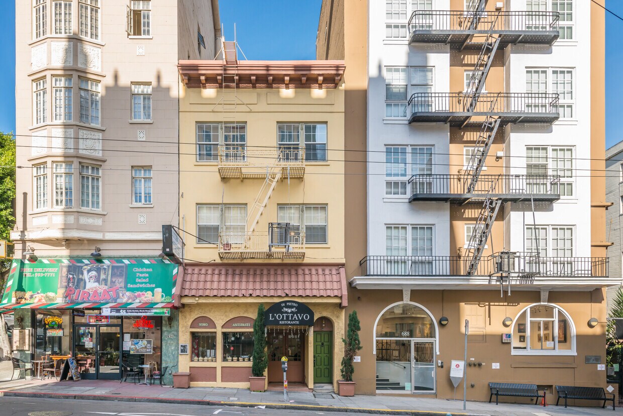 Primary Photo - 690 Sutter St