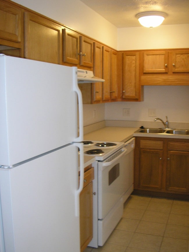 Building Photo - Patriot on the Tyler (FKA Tyler)