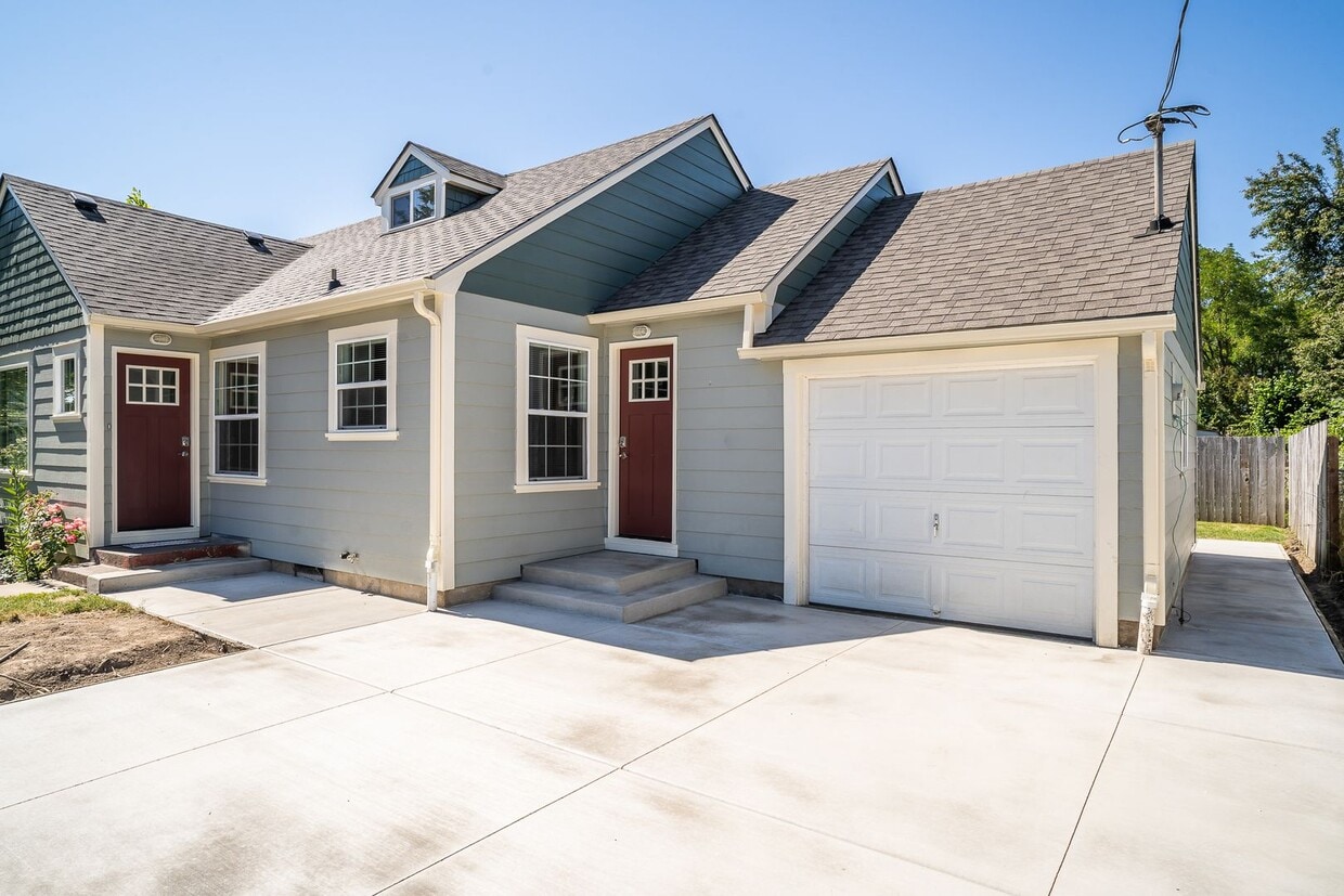 3-Bedroom 2 Bath Classic Cape Cod House (... - 3-Bedroom 2 Bath Classic Cape Cod House  (...