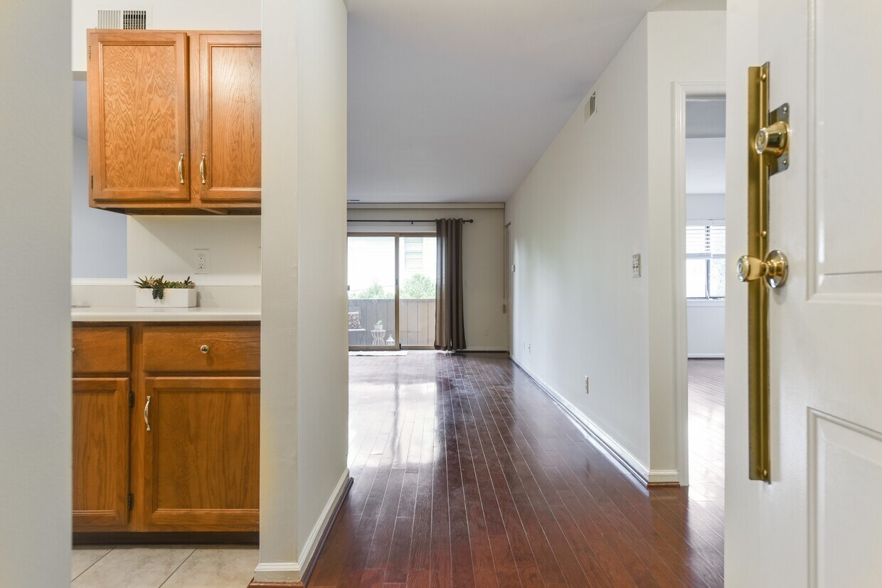 971 Bloomfield Ave, Glen Ridge, NJ 07028 House Rental in Glen Ridge